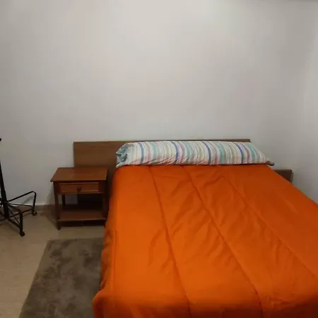 Adosado Con Piscina A 10 Minutos De Holiday home Alicante