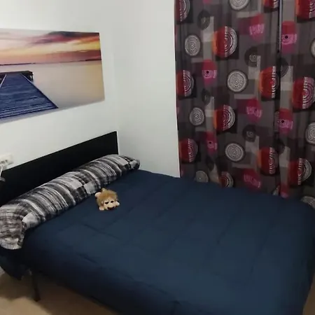Adosado Con Piscina A 10 Minutos De Holiday home Alicante