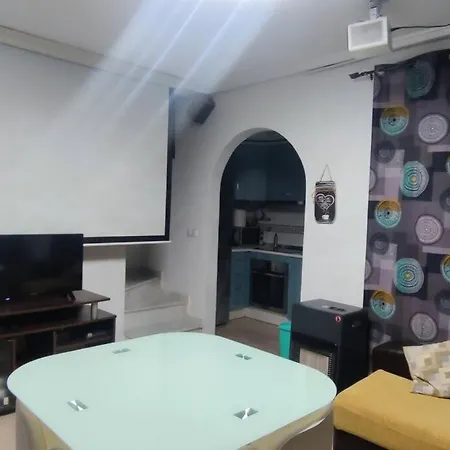 Adosado Con Piscina A 10 Minutos De *