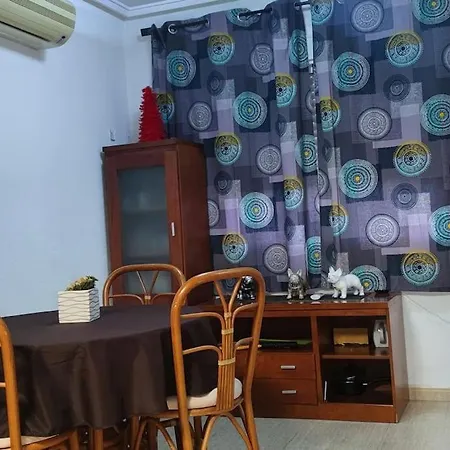 Holiday home Adosado Con Piscina A 10 Minutos De